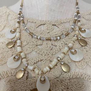 White & Gold jewel short necklace